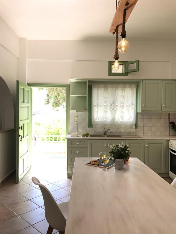 Panai'S Garden Apartment Livadi  Luaran gambar