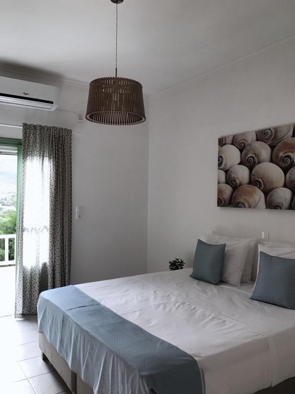 Panai'S Garden Apartment Livadi  Luaran gambar